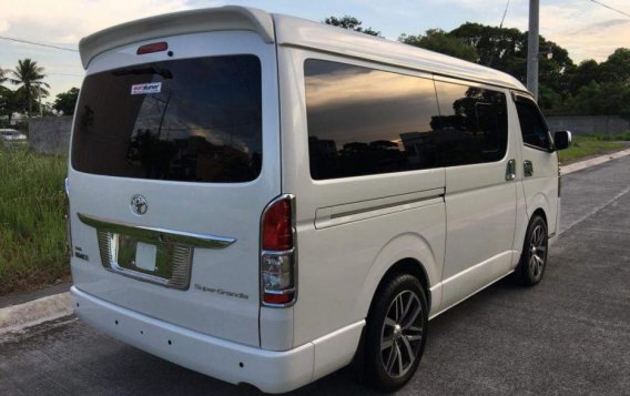 Selling 2nd Hand Toyota Hiace 2015 Automatic Diesel at 50000 km in Imus-5