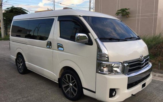 Selling 2nd Hand Toyota Hiace 2015 Automatic Diesel at 50000 km in Imus-8