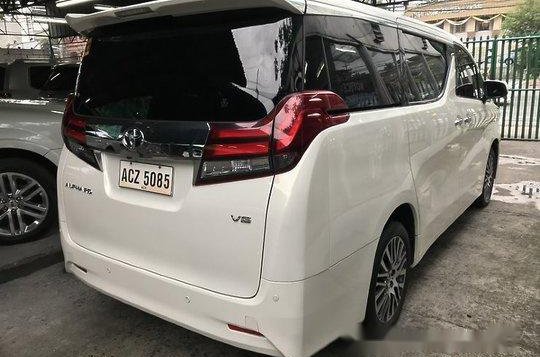Pearl White Toyota Alphard 2016 at 15000 km for sale-2