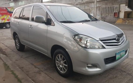 2011 Toyota Innova for sale in Baguio-4