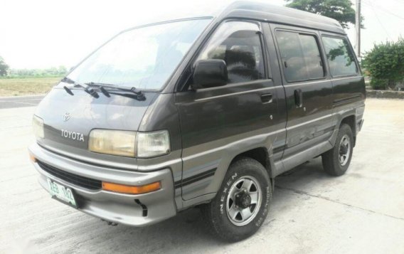 Selling Toyota Lite Ace 2002 Automatic Diesel in Santa Rosa-3