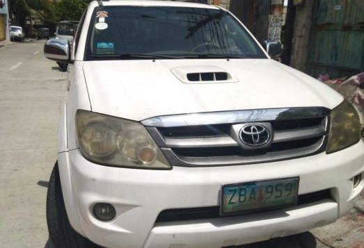 2nd Hand Toyota Fortuner 2005 for sale in Quezon City-1