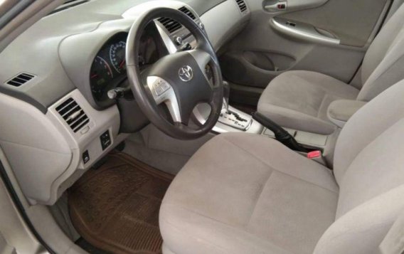 2nd Hand Toyota Altis 2012 Automatic Gasoline for sale in Manila-7