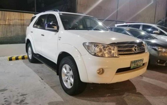 Selling Toyota Fortuner 2010 Automatic Diesel in Quezon City