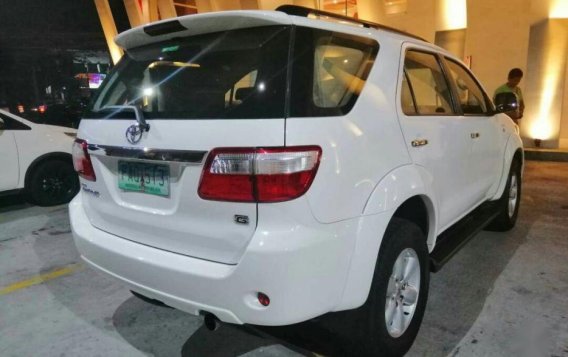 Selling Toyota Fortuner 2010 Automatic Diesel in Quezon City-4