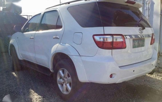 Selling Toyota Fortuner 2009 at 70000 km in Cainta-6