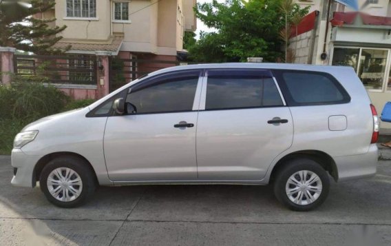 Selling 2nd Hand Toyota Innova 2015 in Santa Maria-2