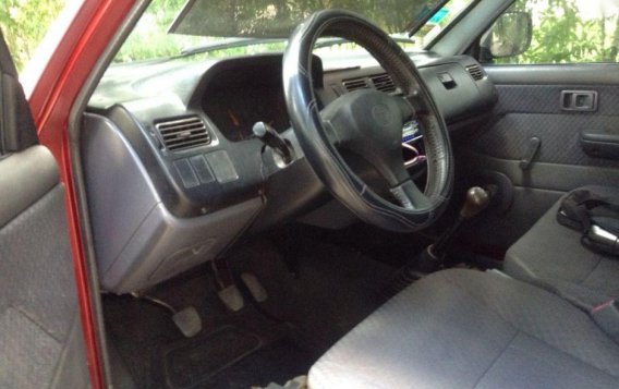 Selling 2nd Hand Toyota Revo 2000 in Parañaque-5