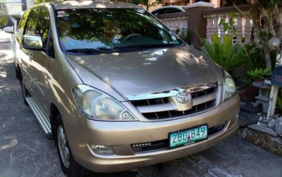 Selling Toyota Innova 2005 Automatic Gasoline in Las Piñas