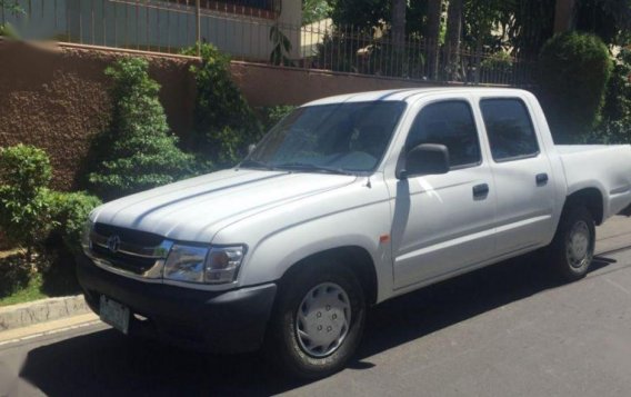 2nd Hand Toyota Hilux 2003 Manual Diesel for sale in Cebu City-2