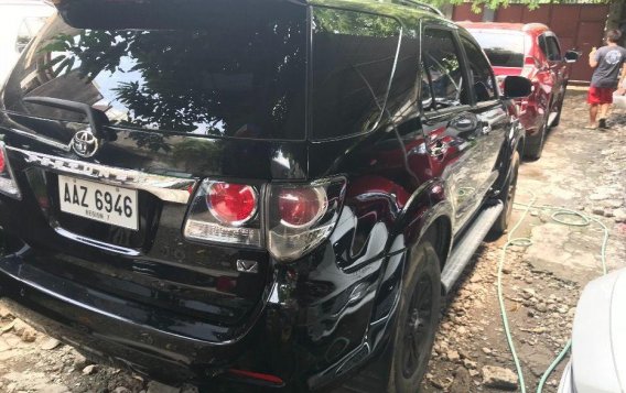 2nd Hand Toyota Fortuner 2015 for sale in Quezon City-2