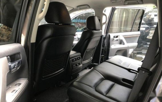 2nd Hand Toyota Land Cruiser 2015 at 15000 km for sale in Quezon City-7