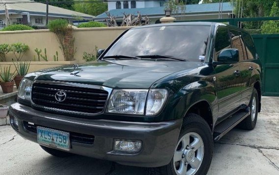 Selling 2nd Hand Toyota Land Cruiser 1997 Automatic Gasoline at 85000 km in Makati-3