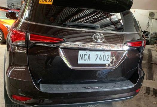 Brown Toyota Fortuner 2018 Automatic Diesel for sale in Quezon City-5