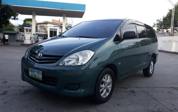 Selling 2nd Hand Toyota Innova 2011 in General Trias-1