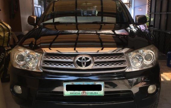 Selling 2nd Hand Toyota Fortuner 2010 Automatic Diesel at 109000 km in Davao City-1