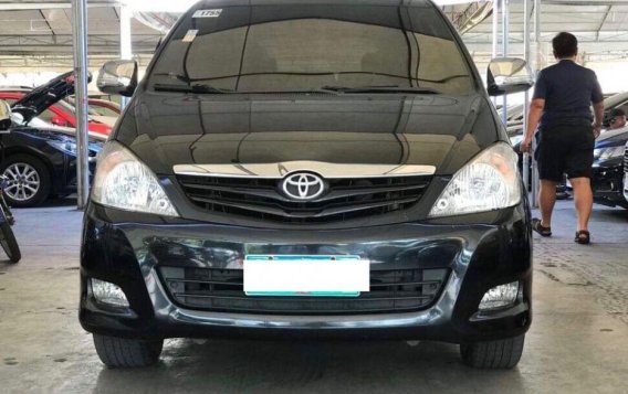 2010 Toyota Innova for sale in Makati-1