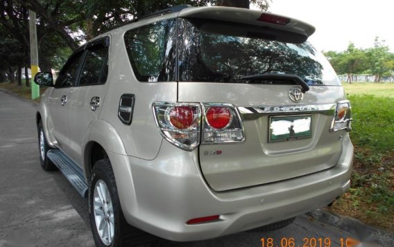 2nd Hand Toyota Fortuner 2012 at 50000 km for sale in Angeles-3