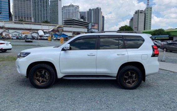 Selling Toyota Land Cruiser Prado 2018 at 5000 km in Pasig-9
