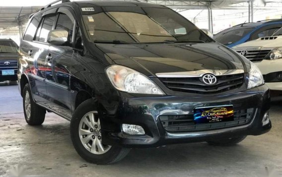 Selling Toyota Innova 2010 at 85000 km in Makati-10