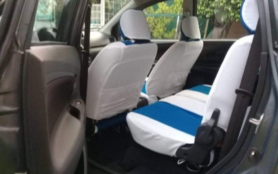 Selling Toyota Avanza 2013 Automatic Gasoline in Las Piñas-5