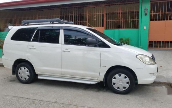 Selling 2nd Hand Toyota Innova 2005 Manual Diesel at 120000 km in Cainta-5