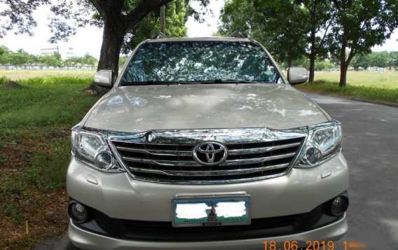 2nd Hand Toyota Fortuner 2012 at 50000 km for sale in Angeles-2