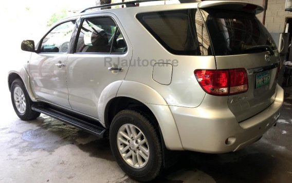 2006 Toyota Fortuner for sale in Bacoor-7