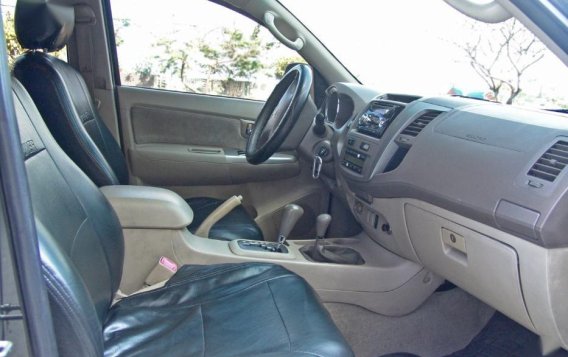 Selling Toyota Fortuner 2006 Automatic Diesel in Mandaue-1