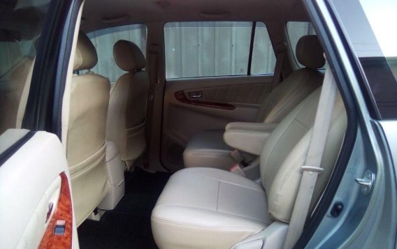 Sell 2nd Hand 2007 Toyota Innova at 111000 km in Pasig