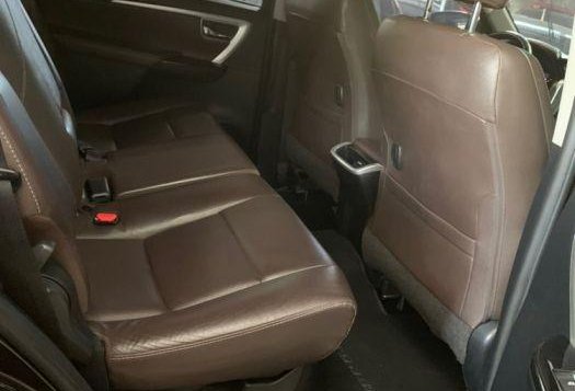 Brown Toyota Fortuner 2018 Automatic Diesel for sale in Quezon City-2