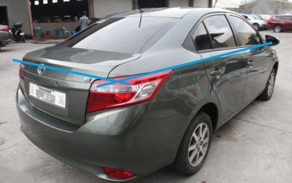 Selling Toyota Vios 2017 Automatic Gasoline in Makati-1