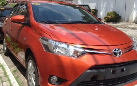 Selling Orange Toyota Vios 2017 Sedan in Quezon City-2