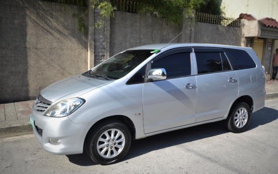 Selling Toyota Innova 2013 Manual Diesel in Quezon City