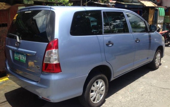 Selling 2nd Hand Toyota Innova 2013 in Manila-2