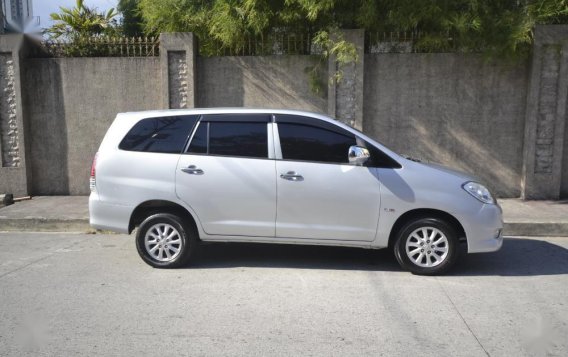 Selling Toyota Innova 2013 Manual Diesel in Quezon City-5