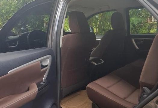 Selling 2nd Hand Toyota Fortuner 2018 in Laoag-5