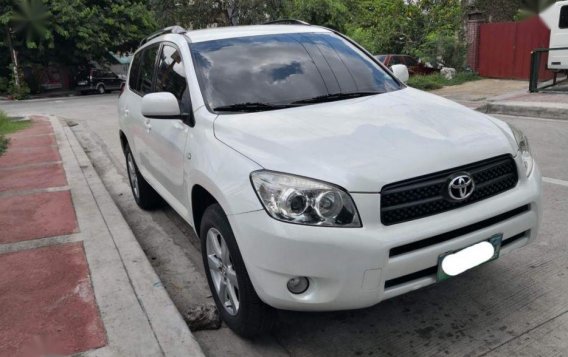 2nd Hand Toyota Rav4 2007 at 70000 km for sale-1