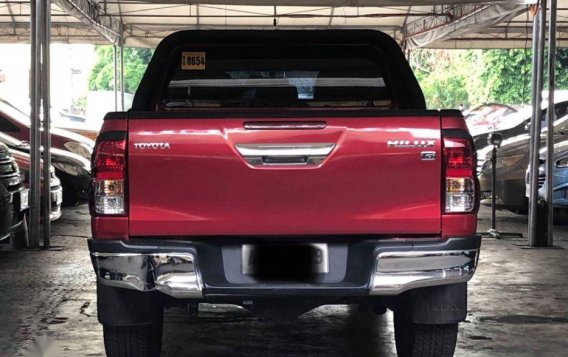 Selling 2nd Hand Toyota Hilux 2016 in Makati-3