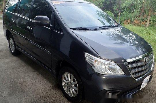 Selling Grey Toyota Innova 2014 Manual Gasoline