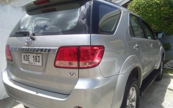 2nd Hand Toyota Fortuner 2006 at 110000 km for sale in Cebu City-1