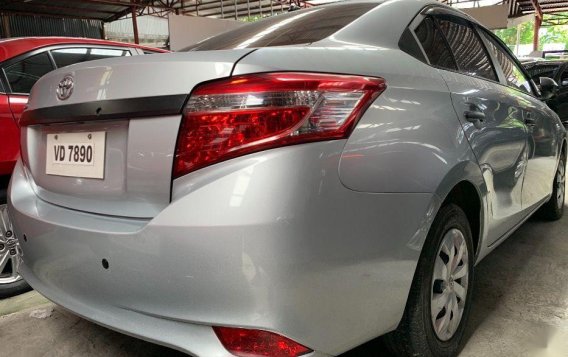 Selling Silver Toyota Vios 2016 in Quezon City-1