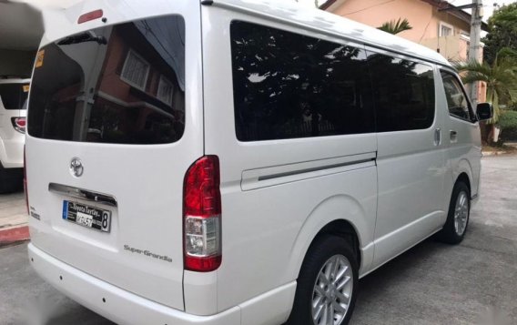 2nd Hand Toyota Hiace 2017 at 3000 km for sale in Pasig-1