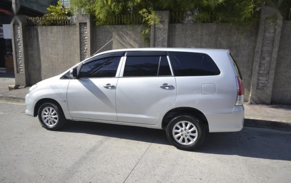 Selling Toyota Innova 2013 Manual Diesel in Quezon City-1