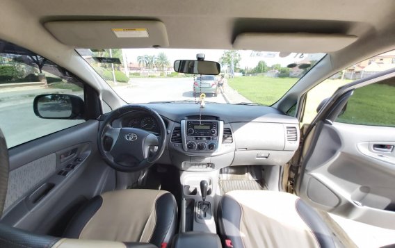 Selling Brown Toyota Innova 2013 in Manila-1