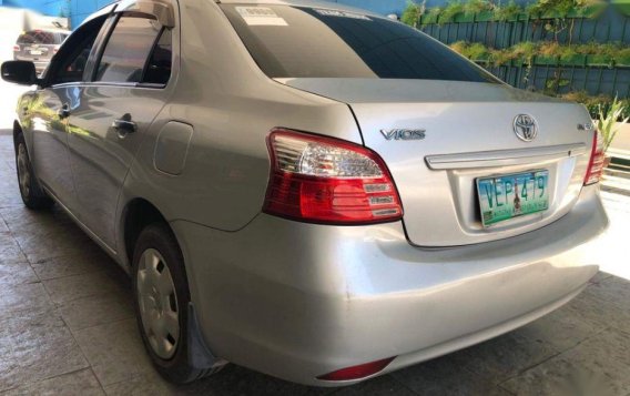 Selling Toyota Vios 2010 Manual Gasoline in Las Piñas-3