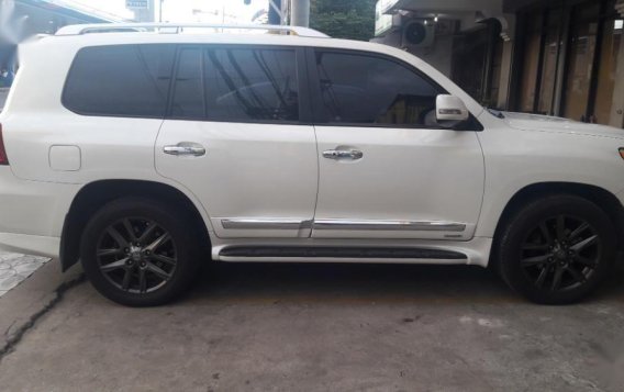 2nd Hand Toyota Land Cruiser 2015 at 90501 km for sale-4