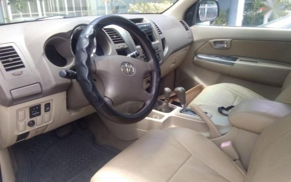 2nd Hand Toyota Fortuner 2006 at 110000 km for sale in Cebu City-3