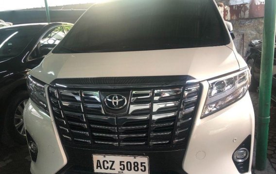 Selling Used Toyota Alphard 2016 in Quezon City-1