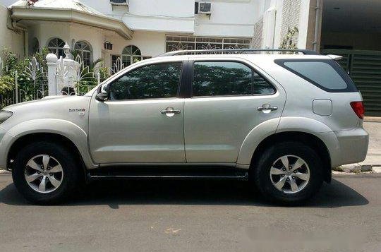 Selling Beige Toyota Fortuner 2006 at 130000 km in Muntinlupa-4